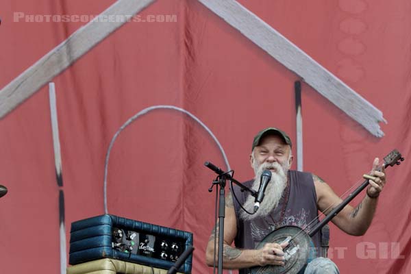 SEASICK STEVE - 2017-07-02 - ARRAS - La Citadelle - Main Stage - 